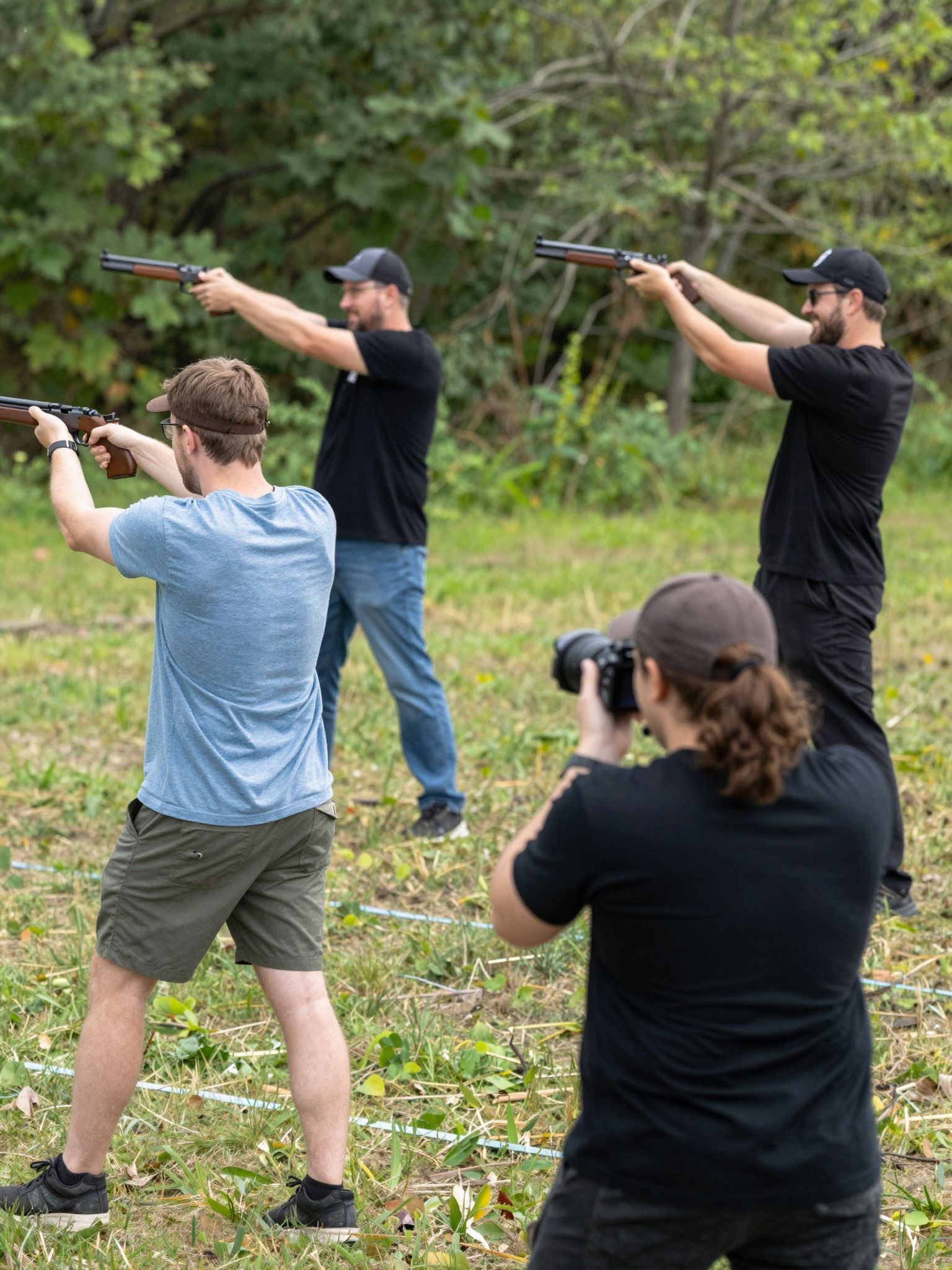 A vaktöltényeket fegyveres képzések mellett filmes produkciókban is használják.